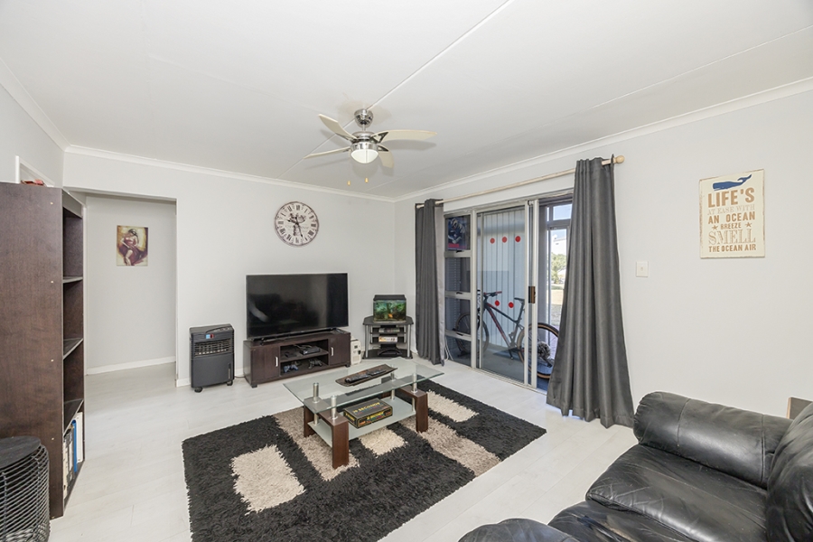 2 Bedroom Property for Sale in Big Bay Western Cape